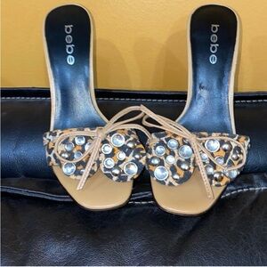 Bebe Size 5 Vintage Y2K Bow Heels
